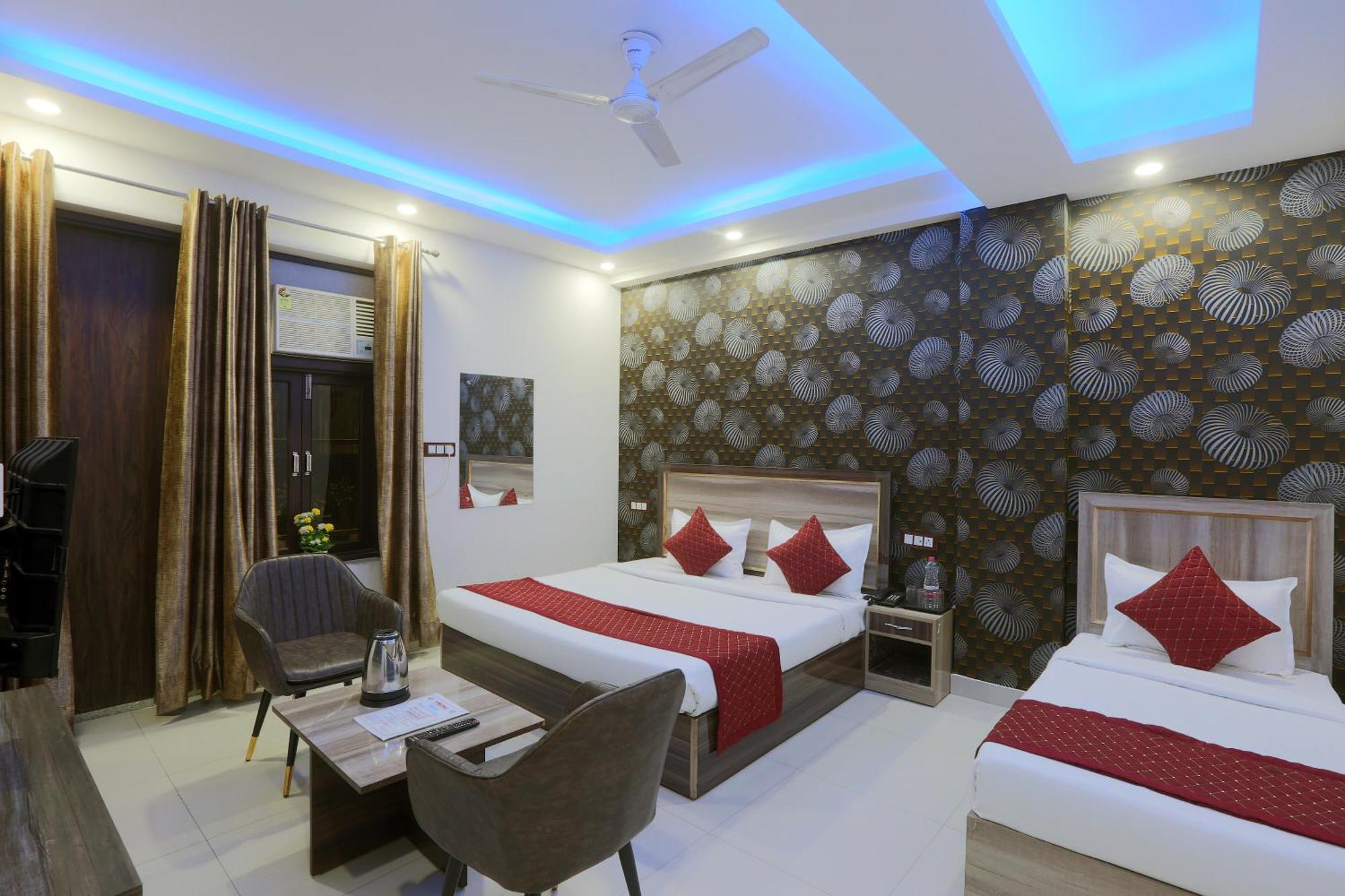 Oaks Inn Plaza Delhi Airport New Delhi Extérieur photo