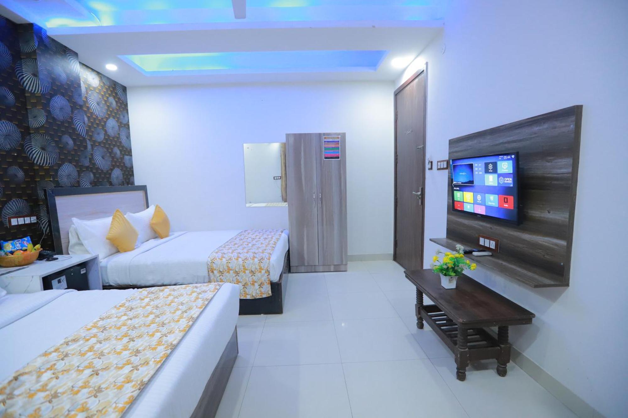 Oaks Inn Plaza Delhi Airport New Delhi Extérieur photo