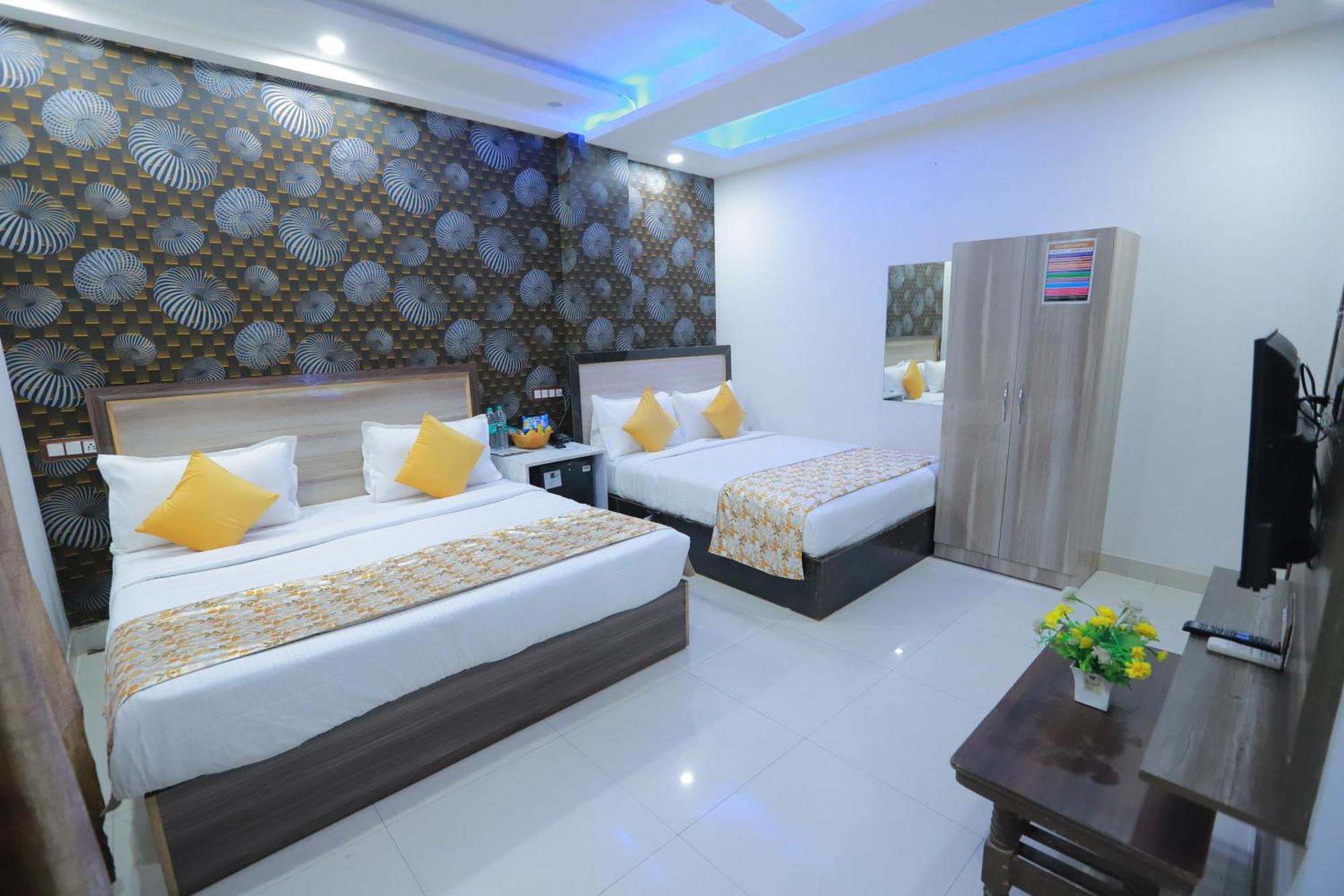 Oaks Inn Plaza Delhi Airport New Delhi Extérieur photo